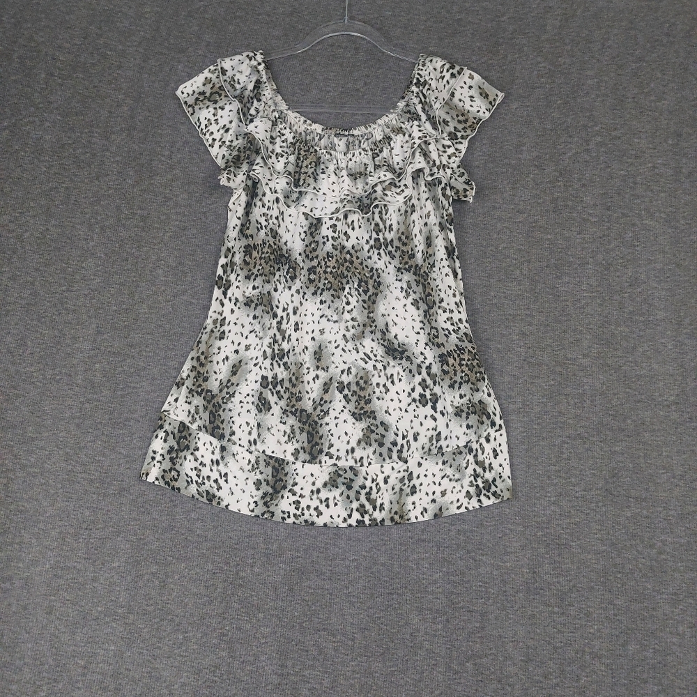 ESSENTIALS BY MILANO WOMEN Y2K WHITE LEOPARD PRINT RUFFLE OFF THE SHOULDER TOP M